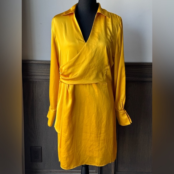 Worthington Dresses & Skirts - Worthington yellow long sleeved dress size Large EUC